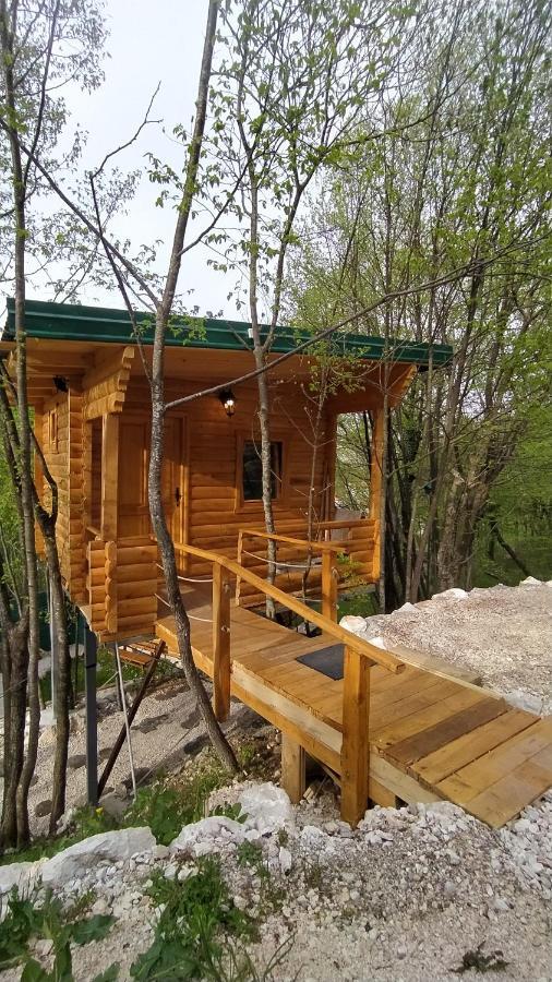 Still Cabin Цетине Екстериор снимка