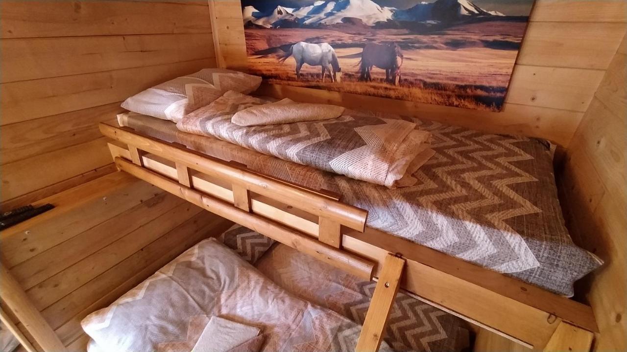 Still Cabin Цетине Екстериор снимка